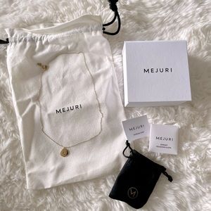 Mejuri solid 14k gold Virgo zodiac necklace